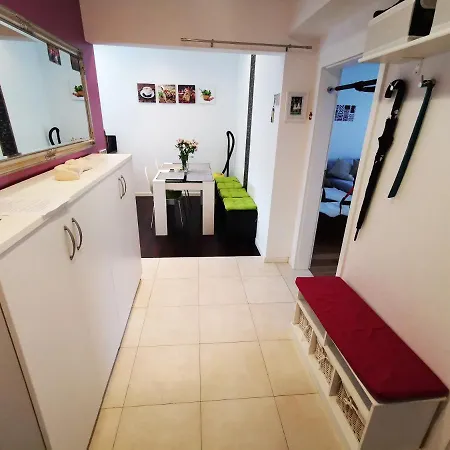 Cozy Place, Best Location, Wifi, Free Parking, Netflix... Daire Ljubljana
