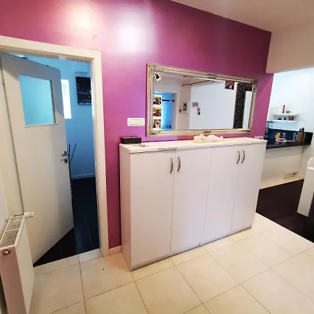 Daire Cozy Place, Best Location, Wifi, Free Parking, Netflix... *