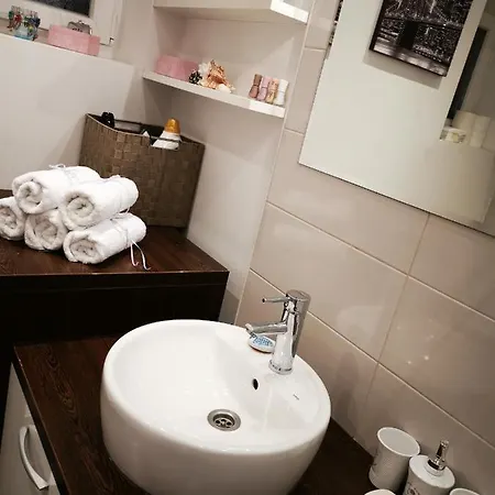 Cozy Place, Best Location, Wifi, Free Parking, Netflix... Appartement Ljubljana